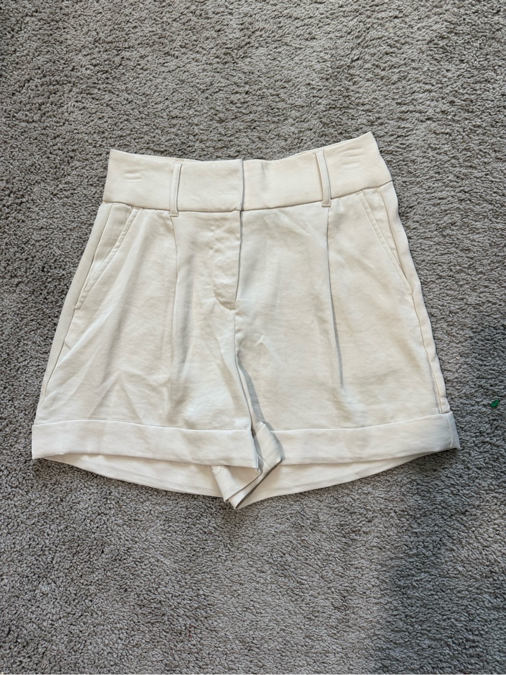 Express suiting Cream High-Rise Pleated Women's Shorts